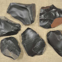 Spalls of dacite stone for flint knapping