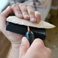 flintknapping with a hand pressure flaker notcher