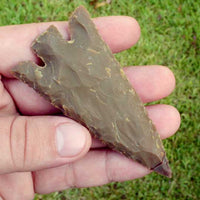 size reference stone Indian arrowhead hand knapped