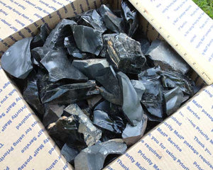 chips and chunks medium box of obsidian and dacite flintknapping stone material